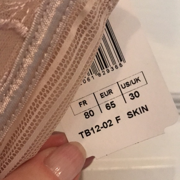 Aubade Triangle Plunge Lace Bra in Skin - Picture 6 of 7